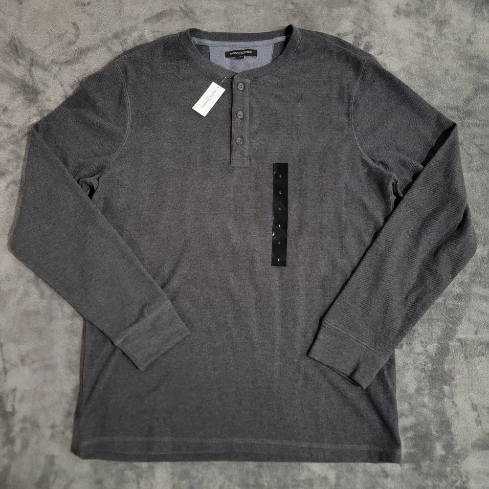 Banana Republic Shirt Men Large Gray Henley Knit Long Sleeve Minimalist NWT